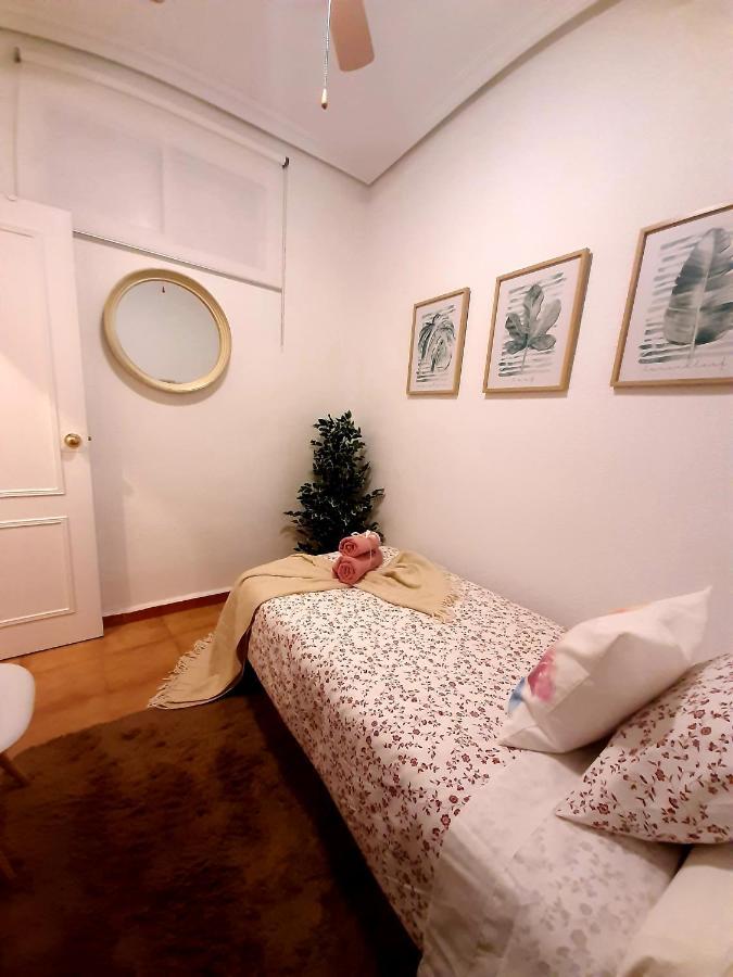 Bohemian & Suites Catedral -Parking Sevilha Exterior foto